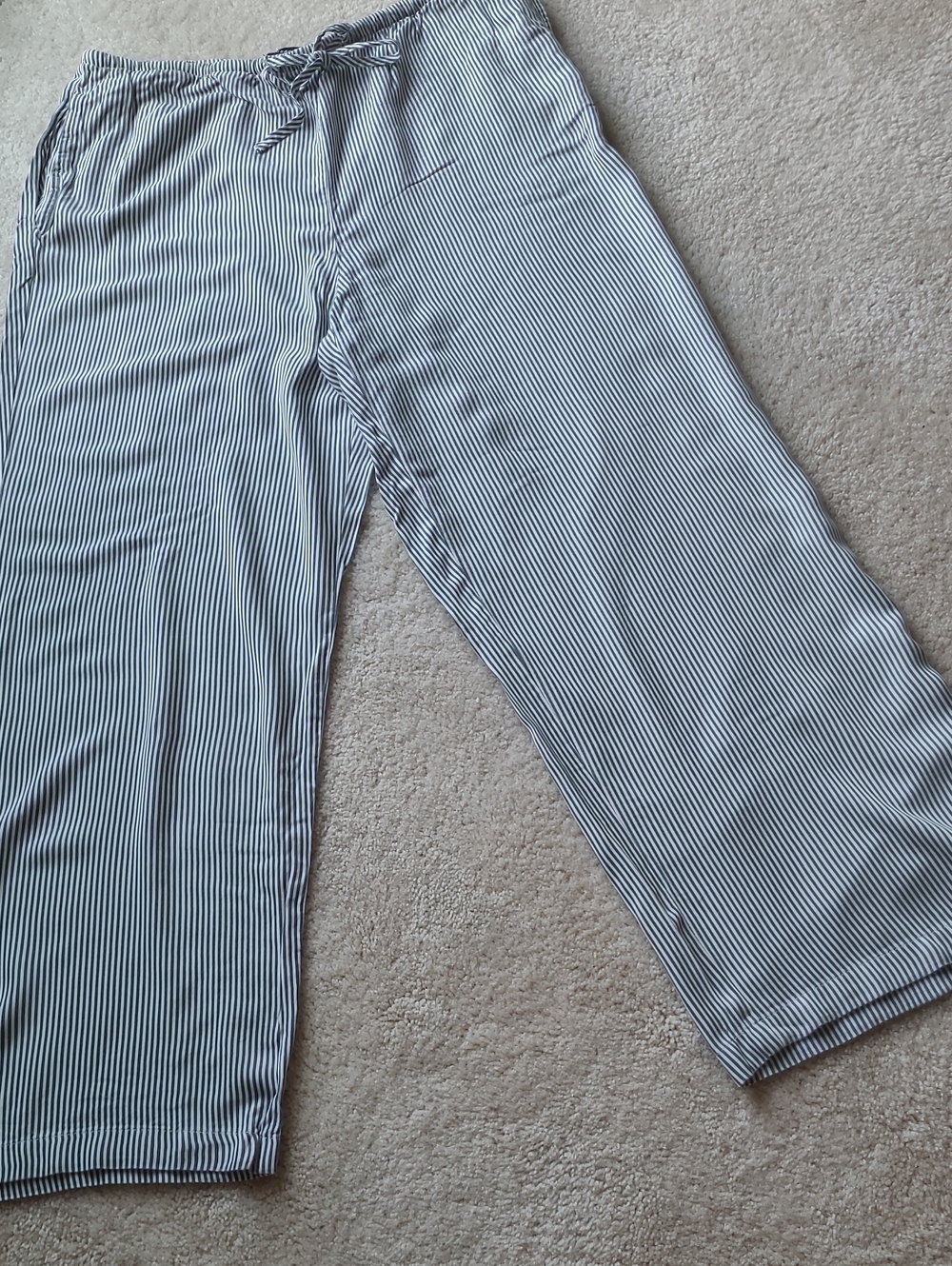 Sincerely Jules Gray and White Striped Pants